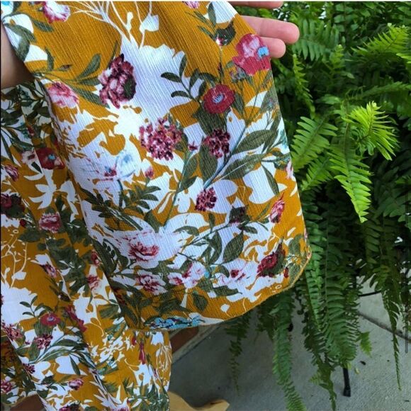 The Hanger Mustard Yellow Floral Tunic - Picture 3 of 5